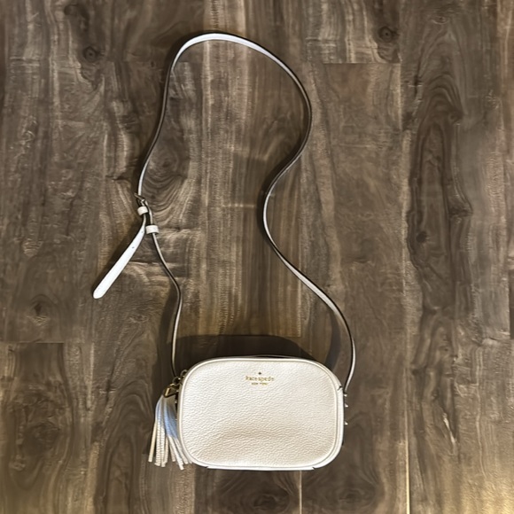 Kate Spade White Purse - Picture 3 of 12